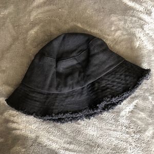 Black Bucket Hat